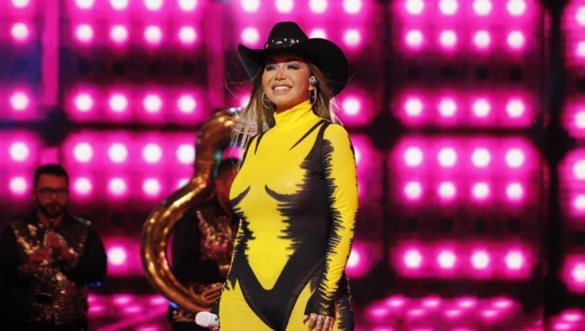 Chiquis Rivera canta en La Academia pero es destrozada por las críticas