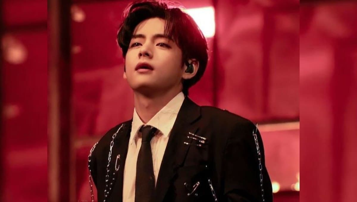 5 fotos de V de BTS donde su potente mirada te derretirá