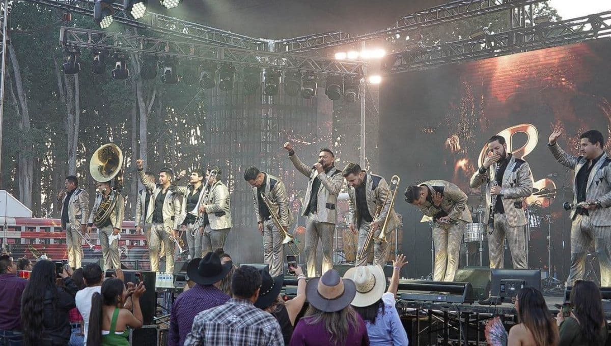 ¿Quién creó la música de banda?