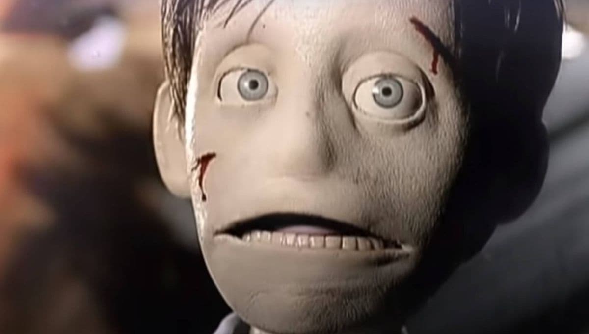 Interpol lanza campaña de recaudación para restaurar a ‘Norman’, la marioneta del videoclip de ‘Evil’
