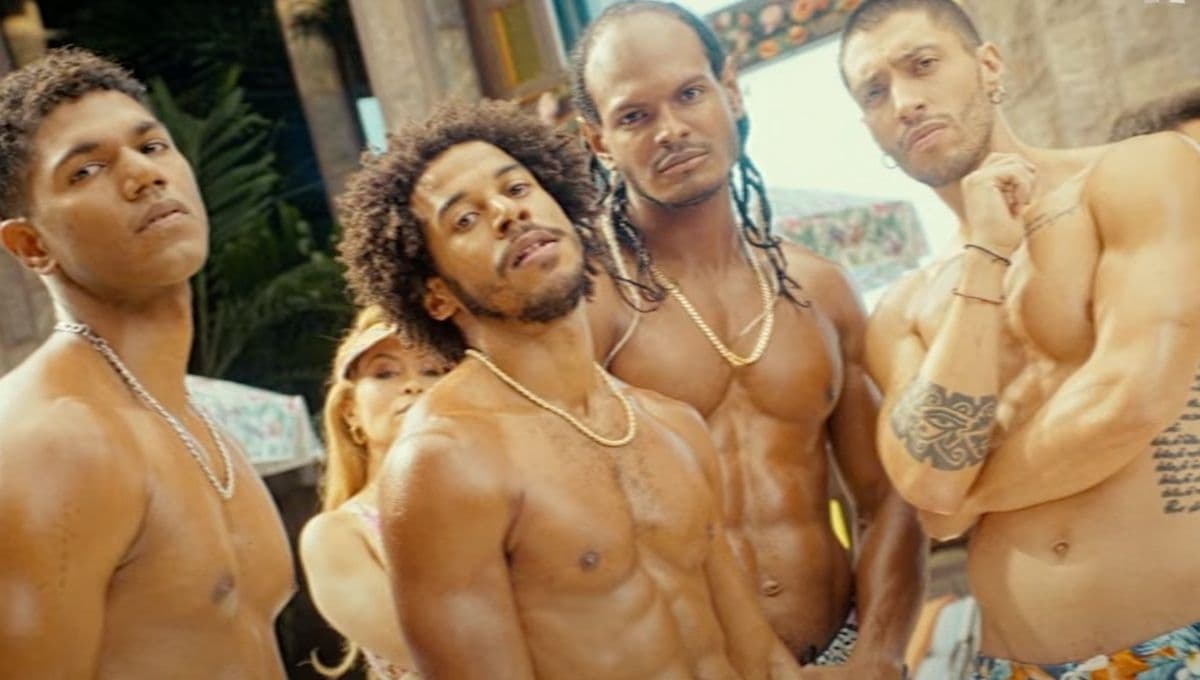 Letra de ‘Enjabóname Bebé’ de los Saborígenes de la película de ‘Technoboys’: video oficial